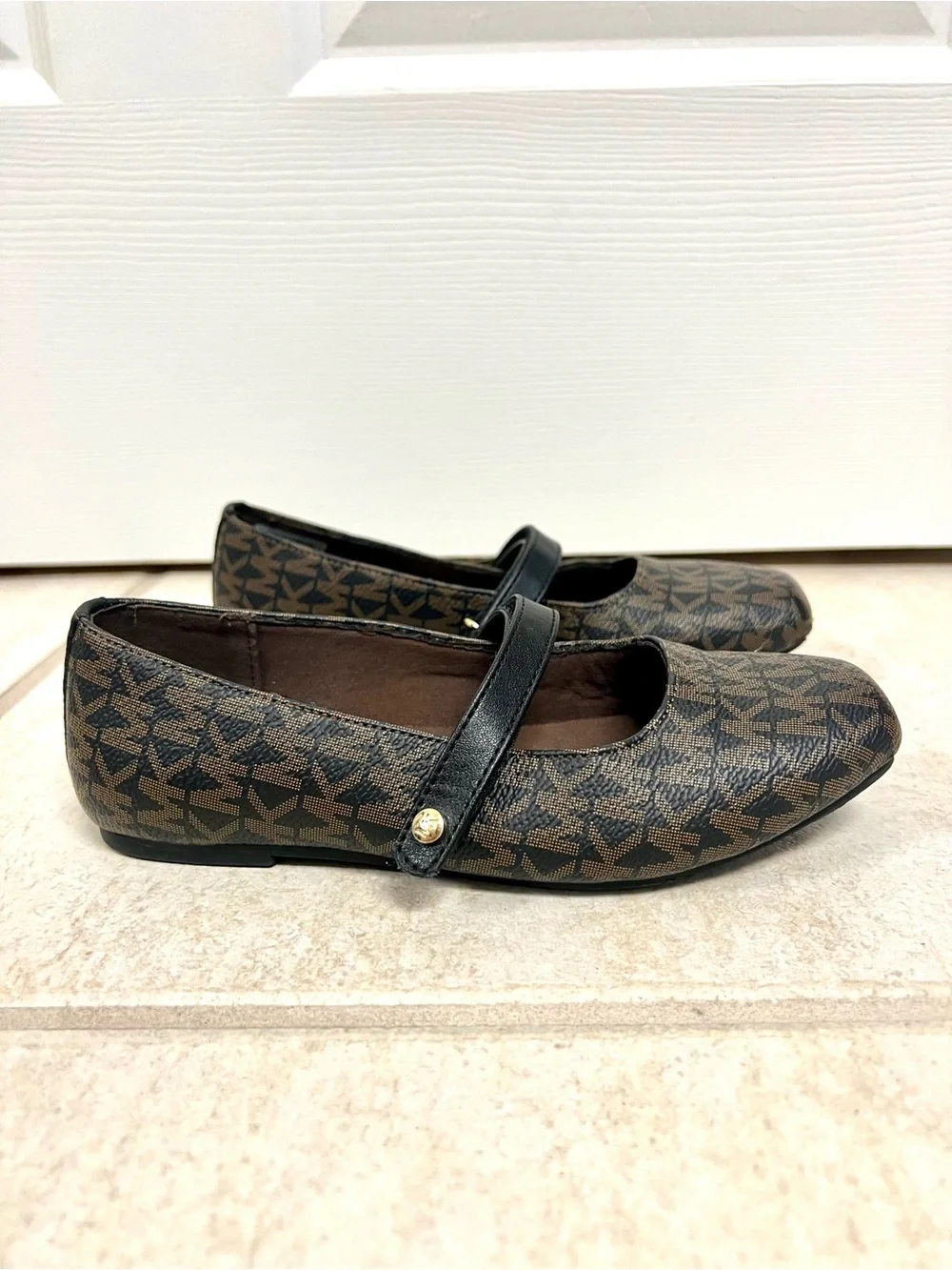 Michael Kors ballet flats brown geometric logo print buckle strap preppy girls 1